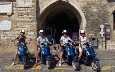 Met de vespa rondtouren in Le Marche